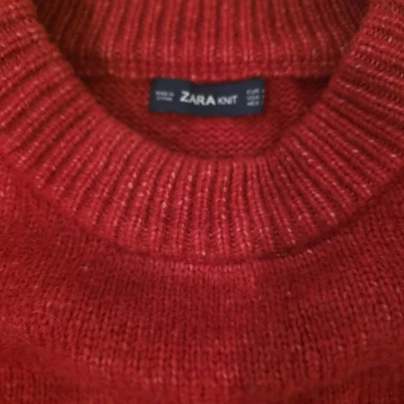 Zara Men's Red Crewneck Sweater - Picture 2 of 3